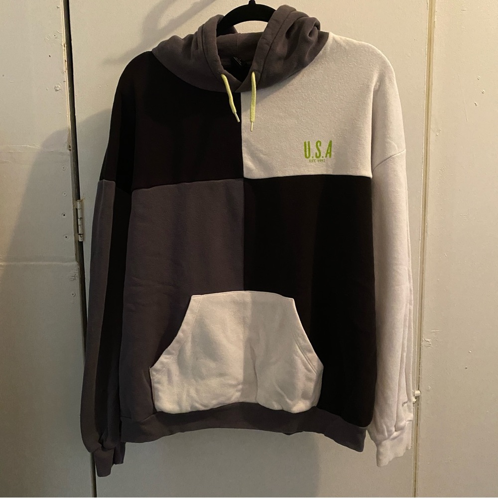 UO Colorblock Hoodie